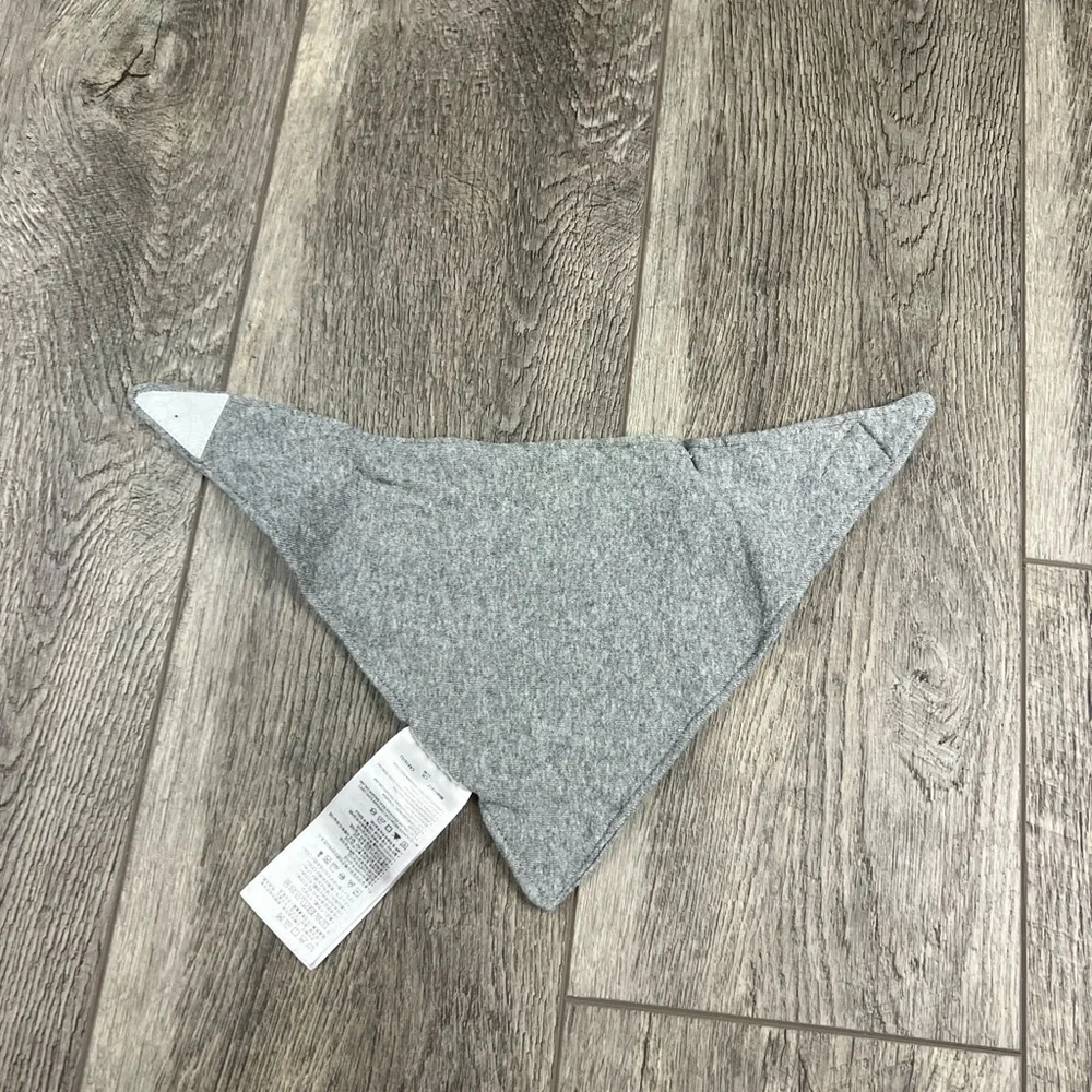 Nike‎ Baby Grey Bib
